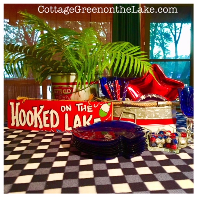 “Hooked on the Lake” … a Red, White & Blue&nbsp;Tablescape